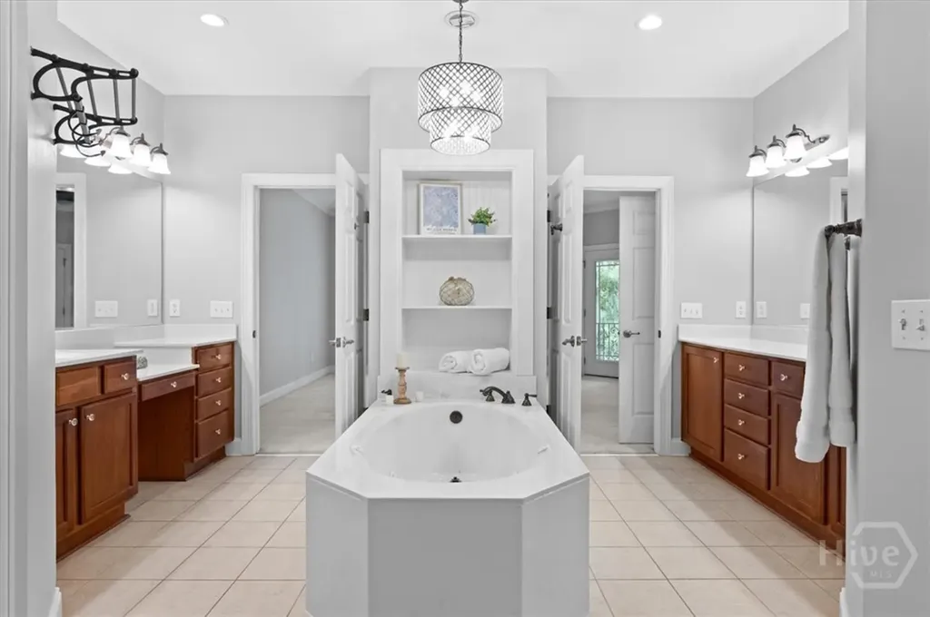 2604 River Oaks Drive Richmond Hill GA 31324