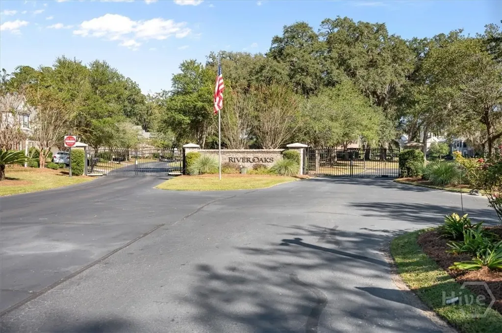 2604 River Oaks Drive Richmond Hill GA 31324