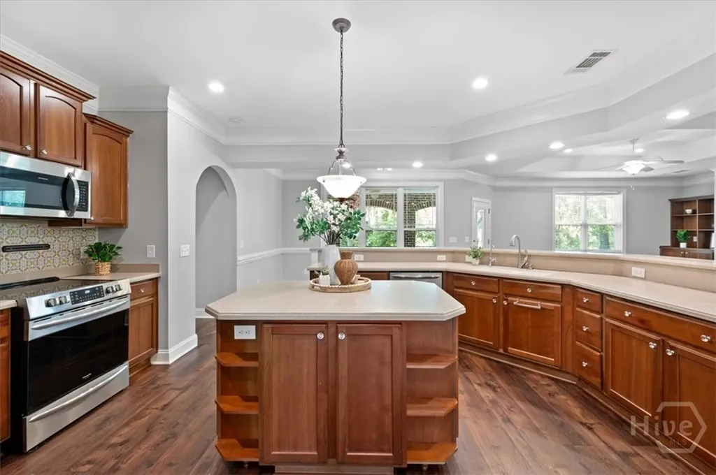 2604 River Oaks Drive Richmond Hill GA 31324