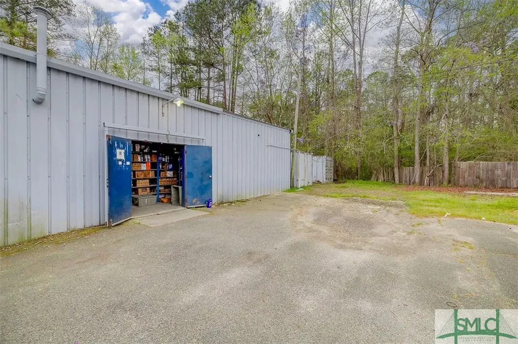225 S Columbia Avenue Rincon GA 31326