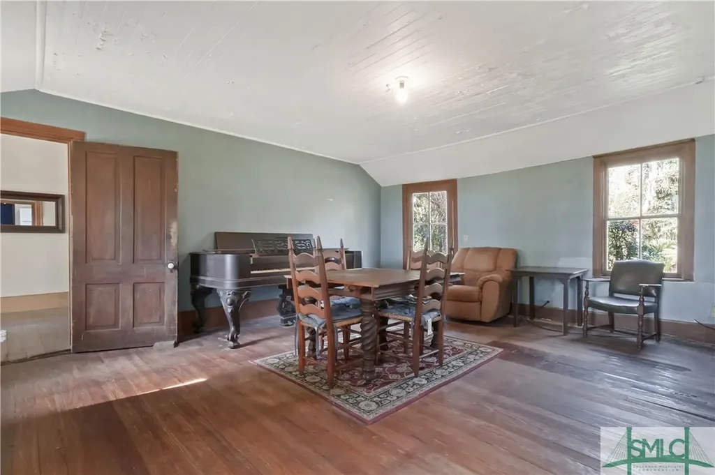 14009 Ga 99 Highway Darien GA 31305