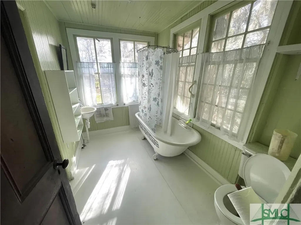 14009 Ga 99 Highway Darien GA 31305