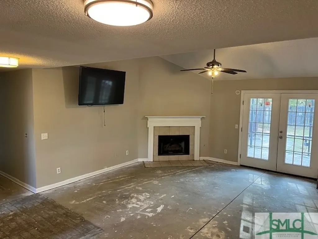 327 River Bend Drive Midway GA 31320