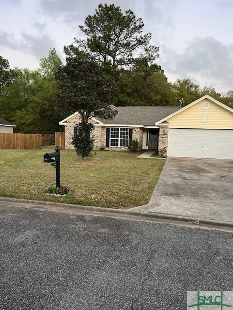 327 River Bend Drive Midway GA 31320