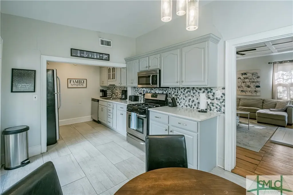 117 - 119 Houston Street Savannah GA 31401