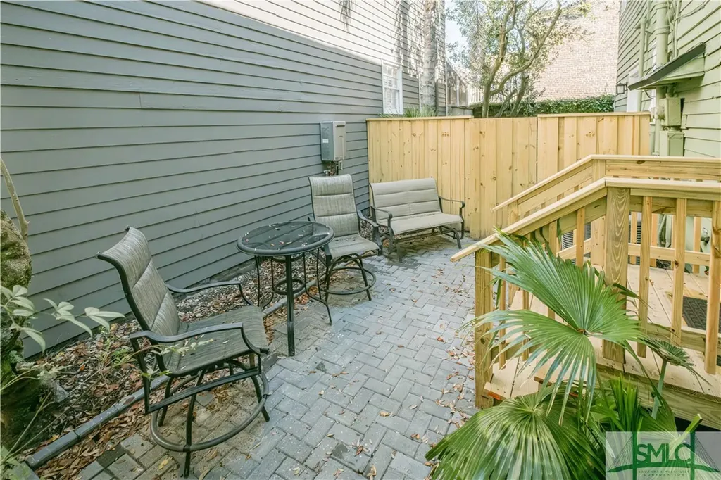 117 - 119 Houston Street Savannah GA 31401