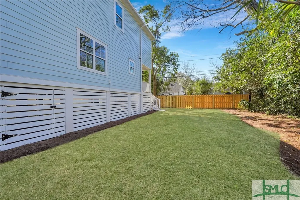 1407 E 32nd Street Savannah GA 31404