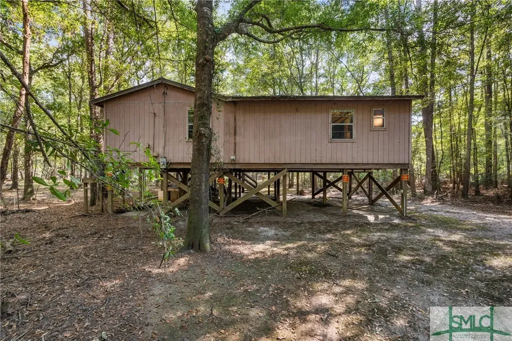 628 Riverside Drive Claxton GA 30417