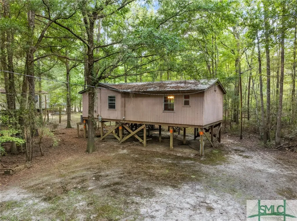 628 Riverside Drive Claxton GA 30417
