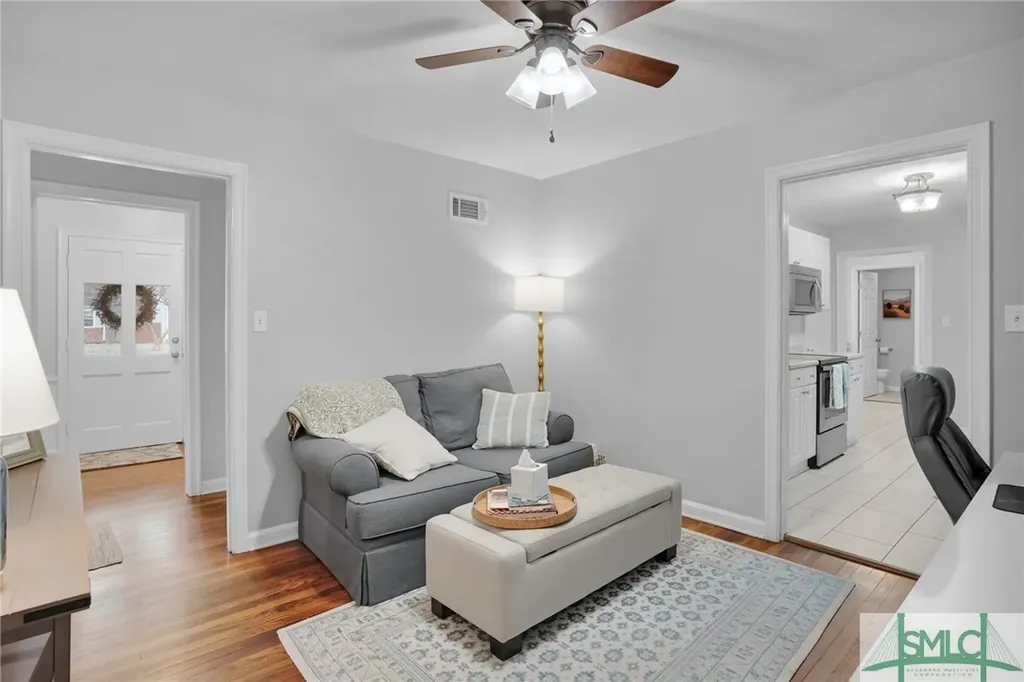 110 E 65th Street Savannah GA 31405