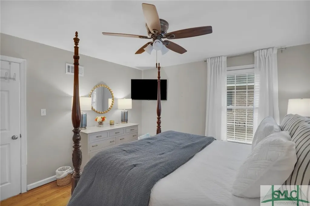 110 E 65th Street Savannah GA 31405