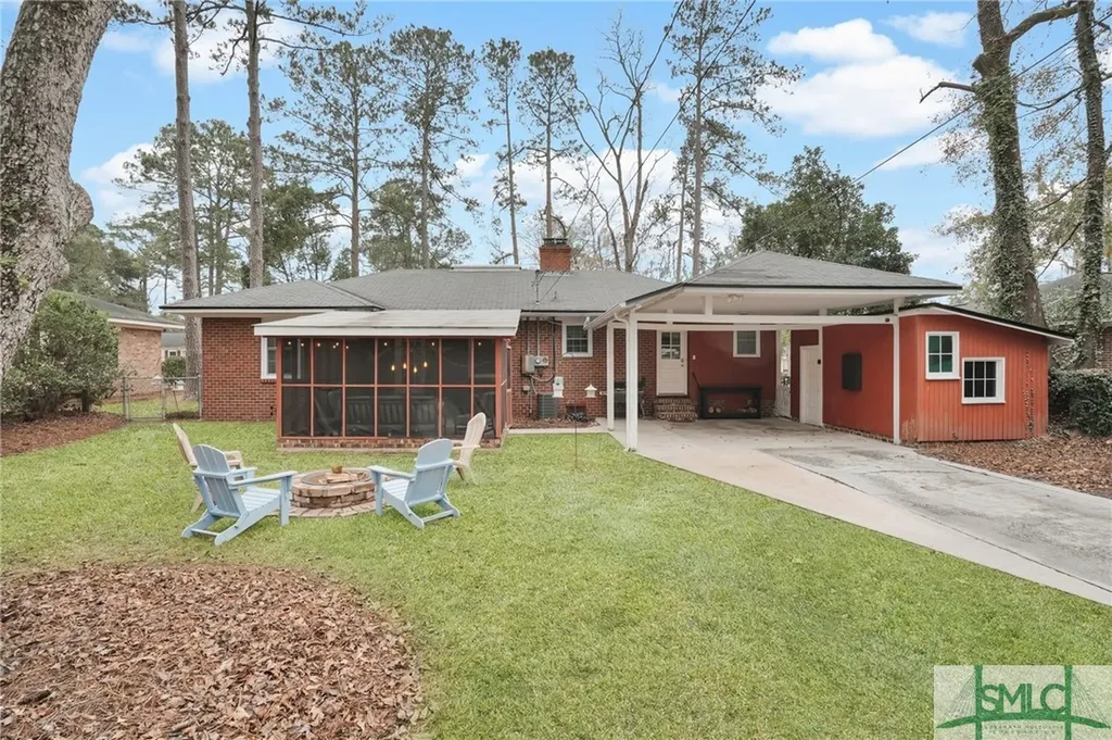 110 E 65th Street Savannah GA 31405