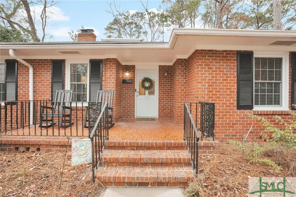 110 E 65th Street Savannah GA 31405