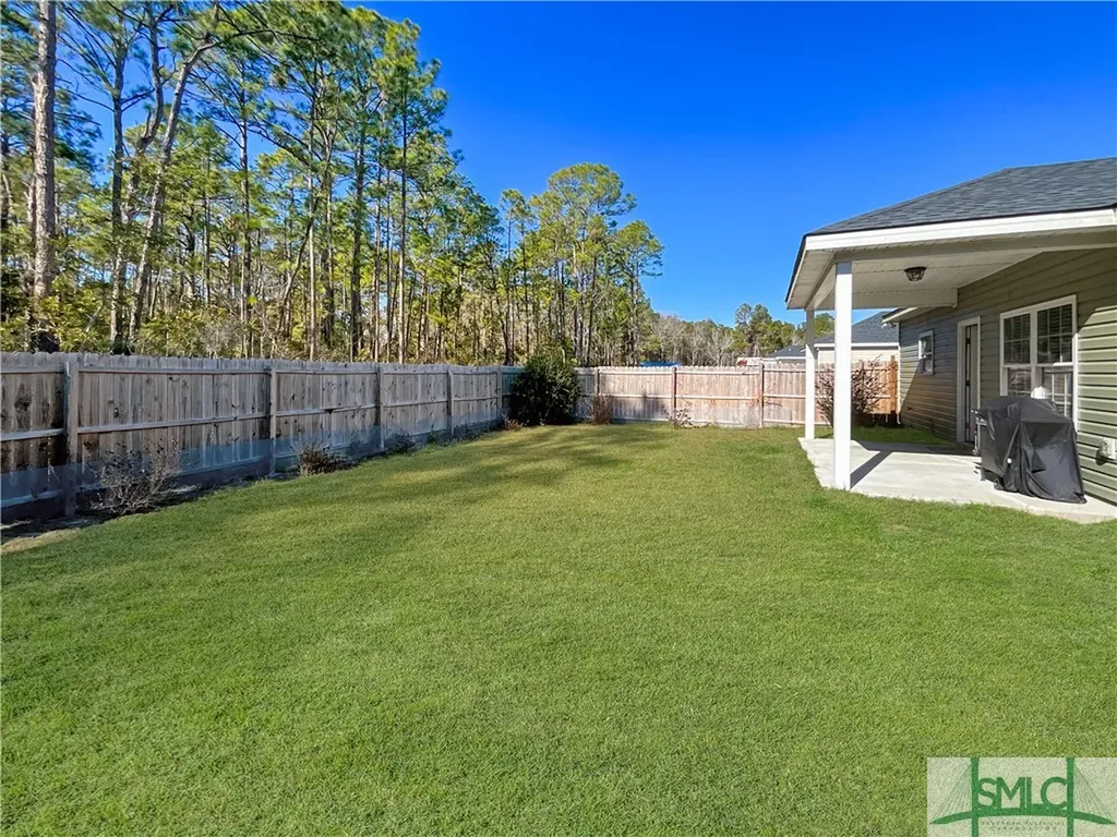 1225 Market Street Darien GA 31305