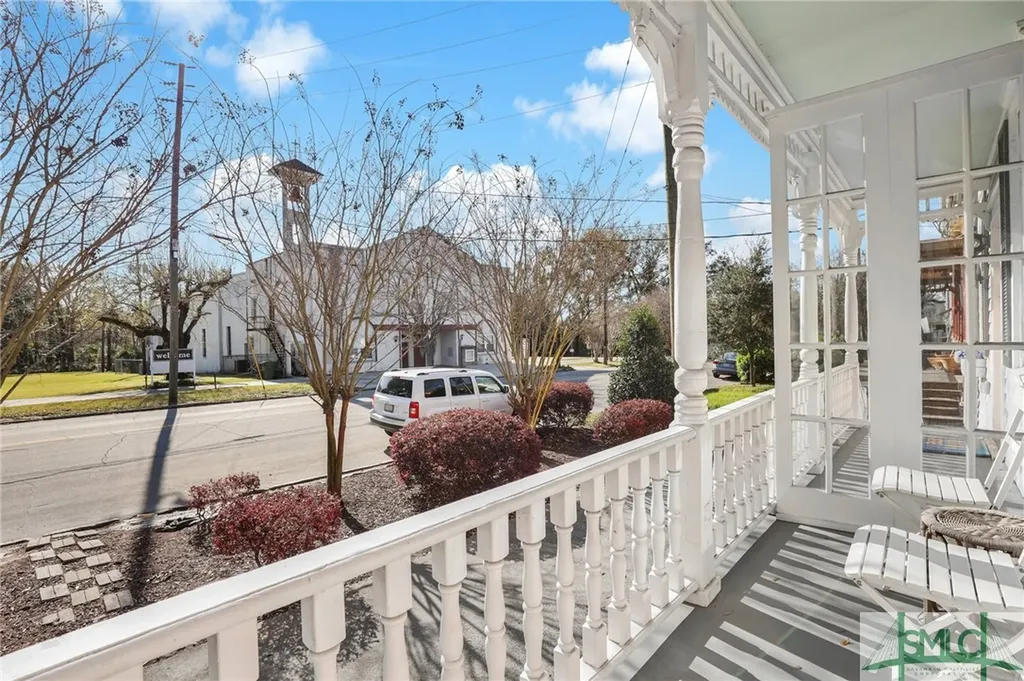 621 E Broad Street Savannah GA 31401