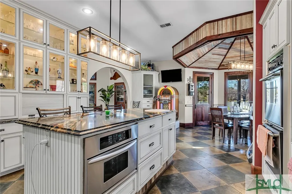 777 Roebling Road Bloomingdale GA 31302