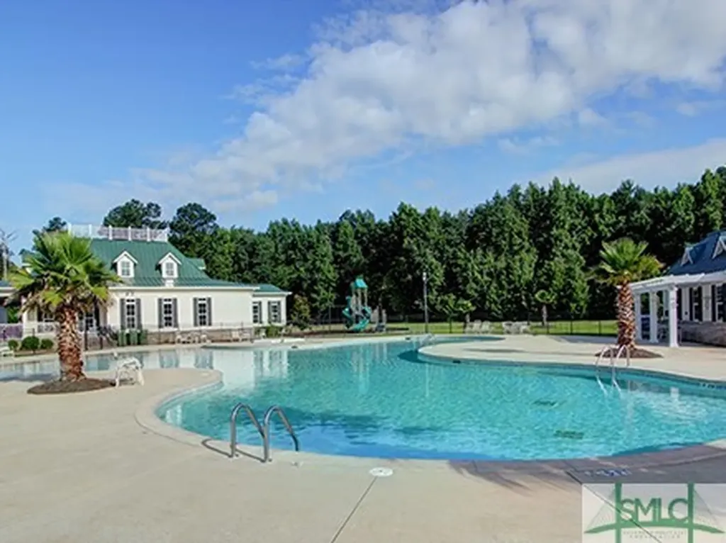 148 Como Drive Pooler GA 31322