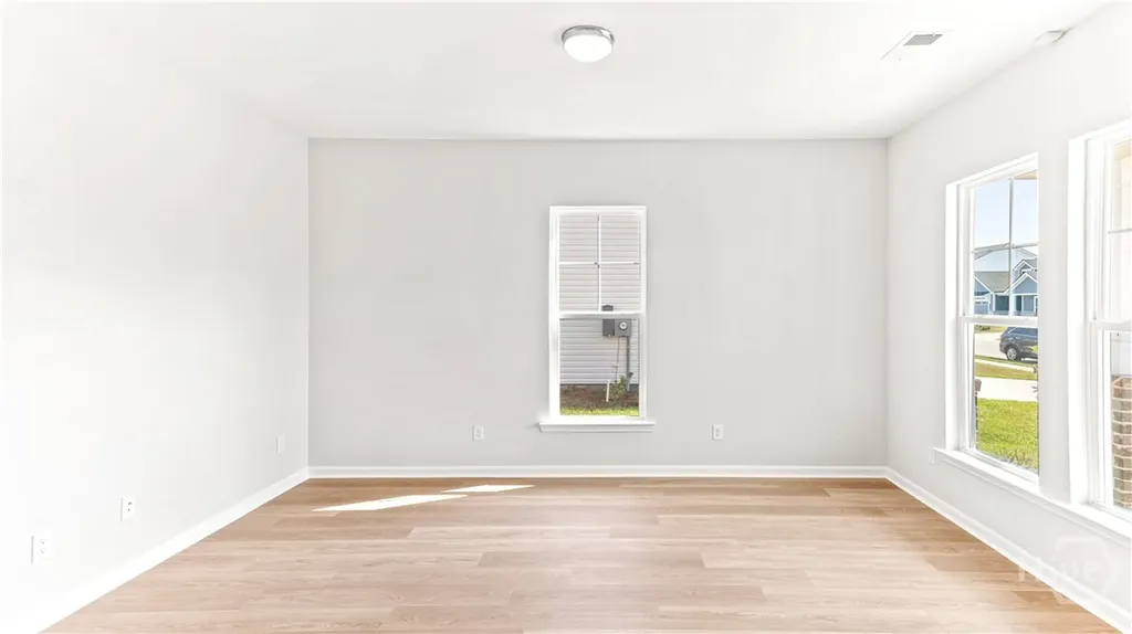 148 Como Drive Pooler GA 31322