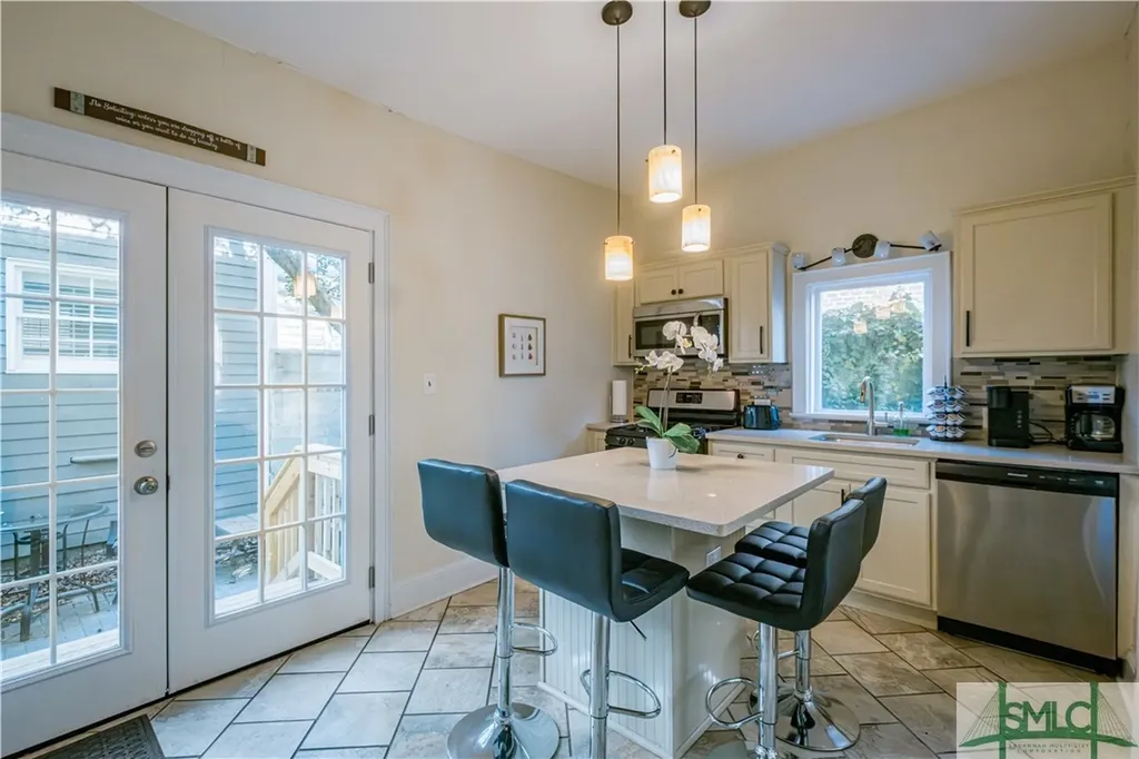 117 - 119 Houston Street Savannah GA 31401