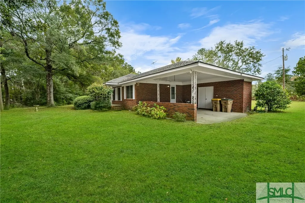 2345 Eldora Road Ellabell GA 31308