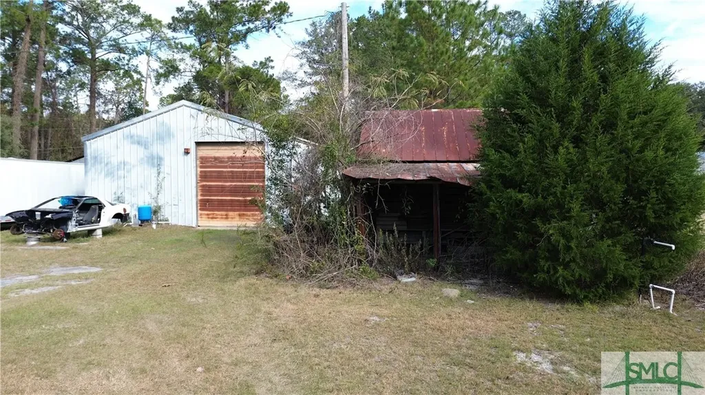 5155 Wilma Edwards Road Ellabell GA 31308