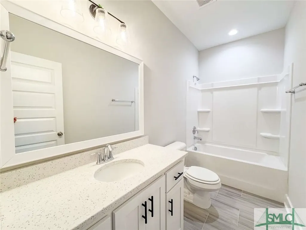54 Cottage Loop Midway GA 31320