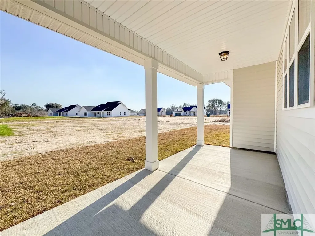 54 Cottage Loop Midway GA 31320