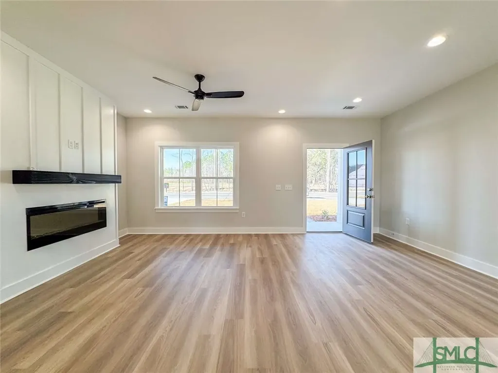 54 Cottage Loop Midway GA 31320