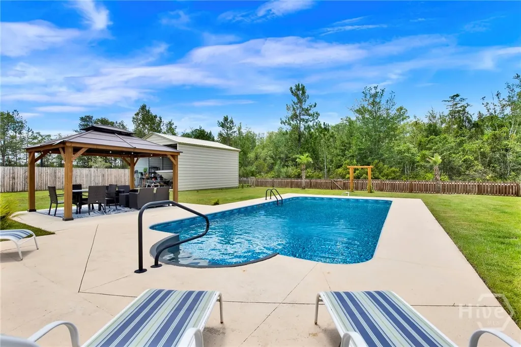 2926 Buster Phillips Road SE Ludowici GA 31316
