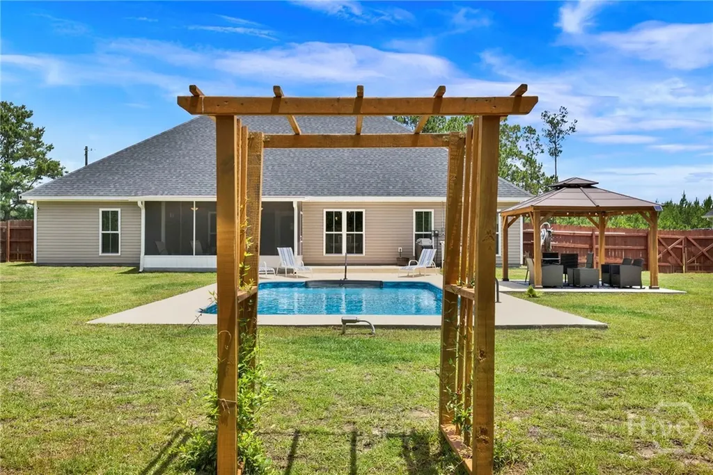2926 Buster Phillips Road SE Ludowici GA 31316