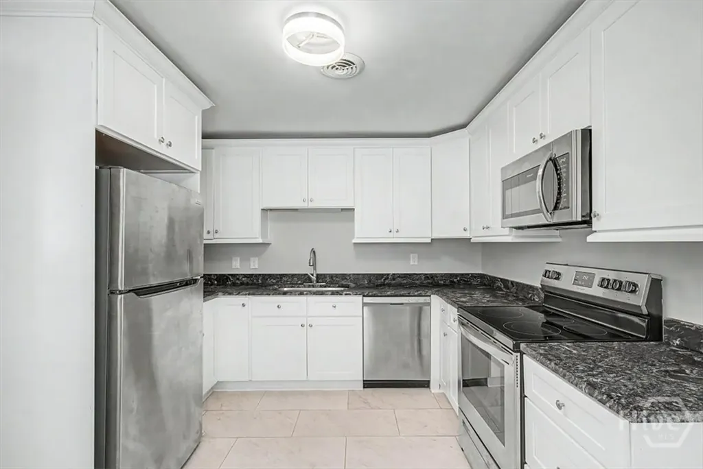 2109 Delesseps Avenue Savannah GA 31404