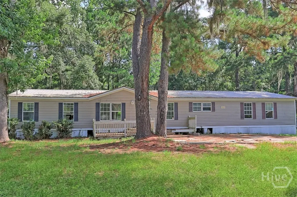 81 Owens Drive Midway GA 31320