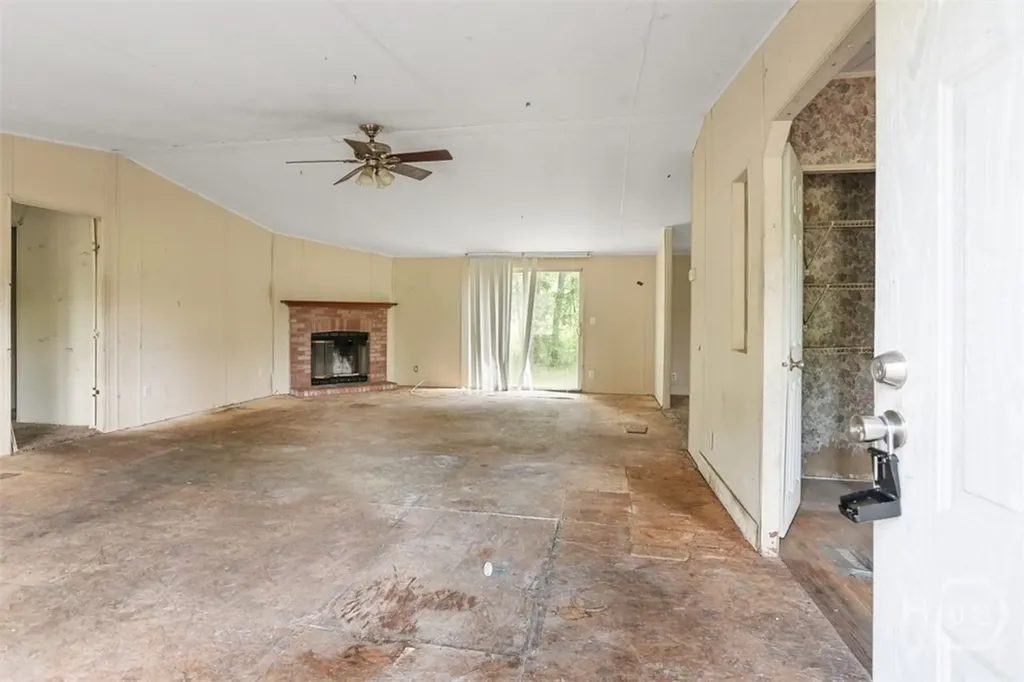81 Owens Drive Midway GA 31320