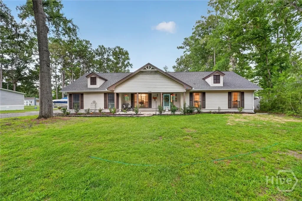 1098 Limerick Road Midway GA 31320