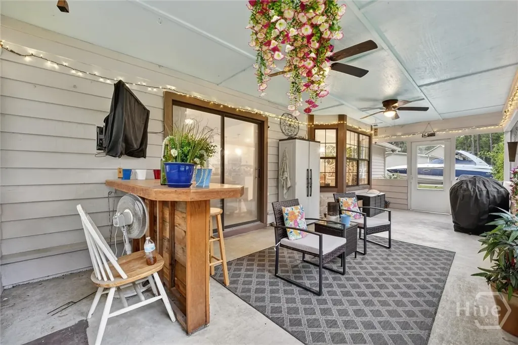 1098 Limerick Road Midway GA 31320