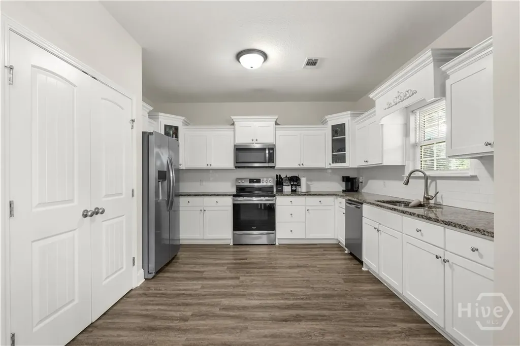 37 Douglas Road Allenhurst GA 31301
