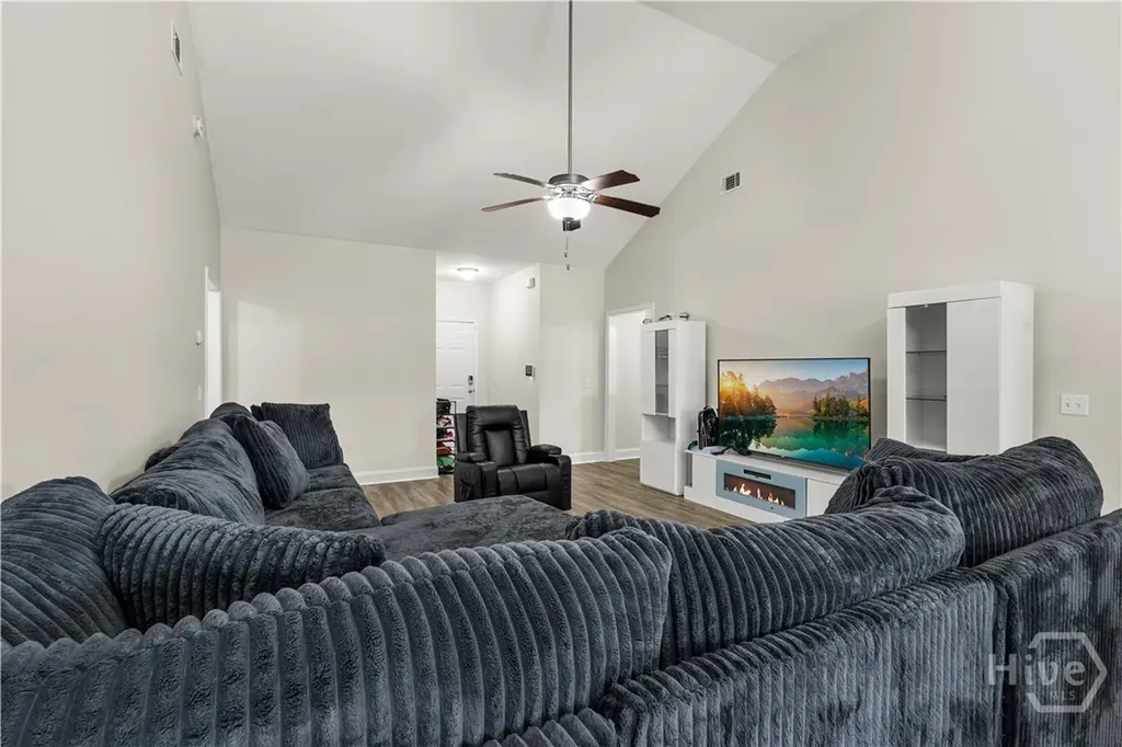 37 Douglas Road Allenhurst GA 31301