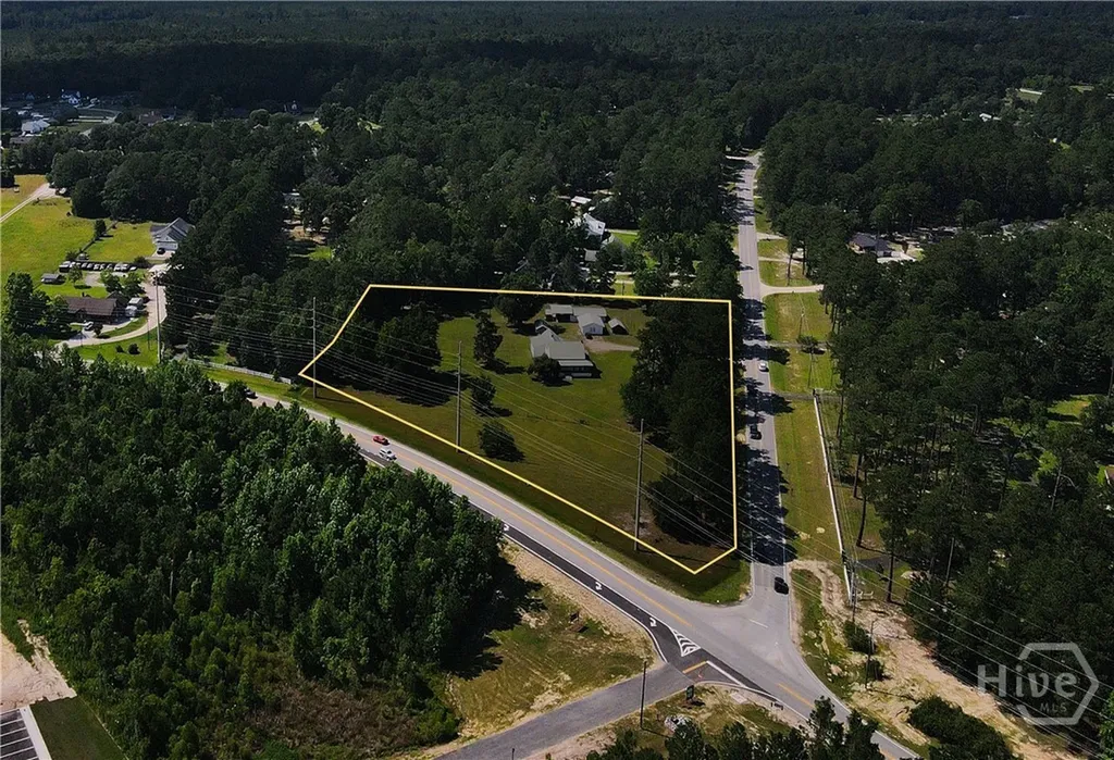 1268 Kolic Helmey Road Guyton GA 31312