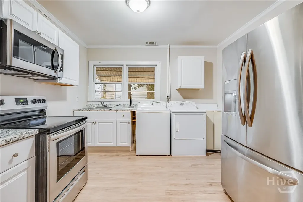 1123 E 70th Street Savannah GA 31404