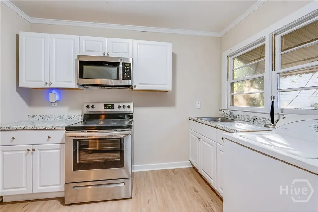1123 E 70th Street Savannah GA 31404
