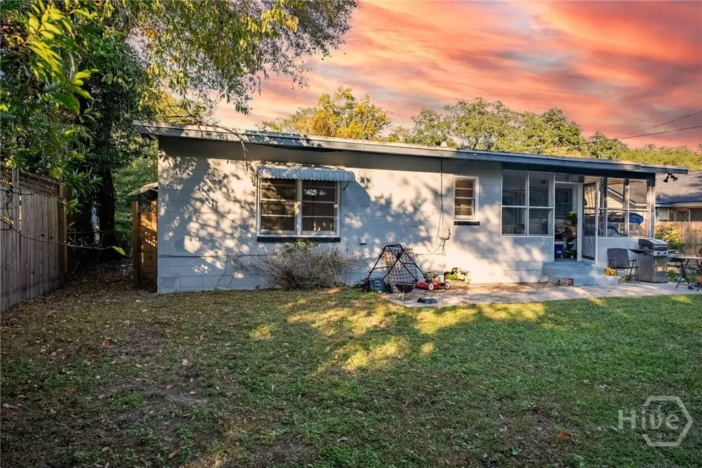 1123 E 70th Street Savannah GA 31404