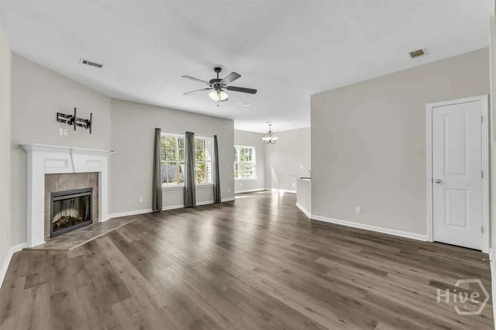 201 Turpentine Trail Hinesville GA 31313