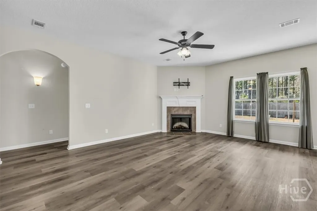 201 Turpentine Trail Hinesville GA 31313