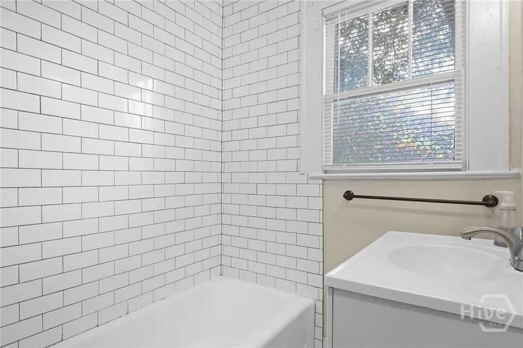 2203 Delesseps Avenue Savannah GA 31404