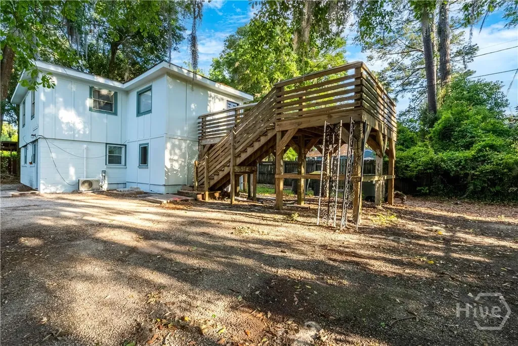 2203 Delesseps Avenue Savannah GA 31404