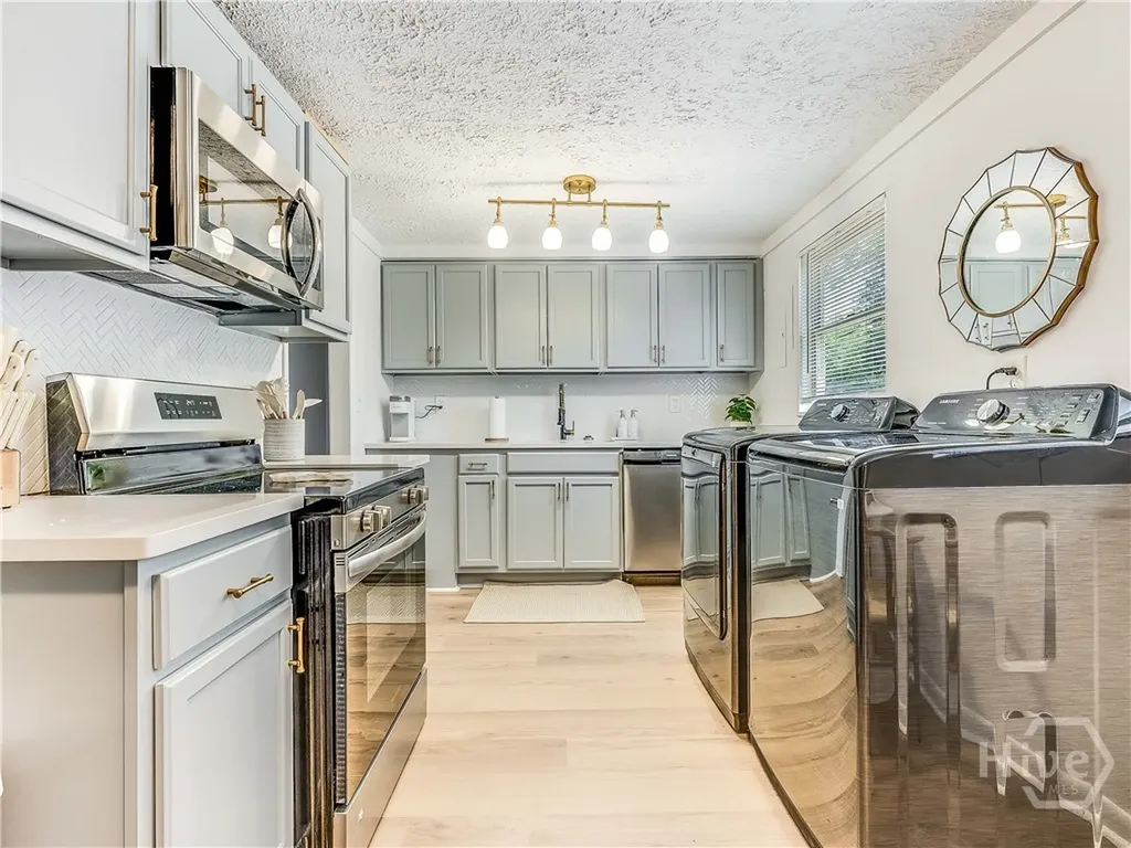 2203 Delesseps Avenue Savannah GA 31404