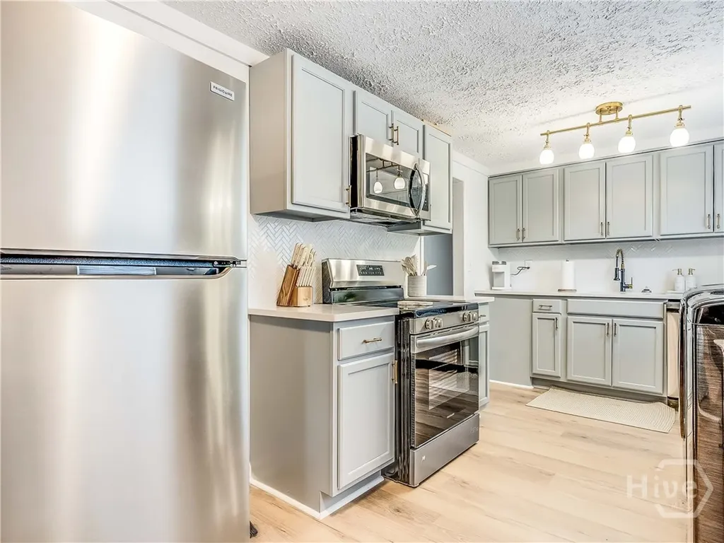 2203 Delesseps Avenue Savannah GA 31404