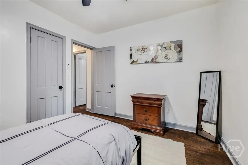 1710 E 41st Street Savannah GA 31404