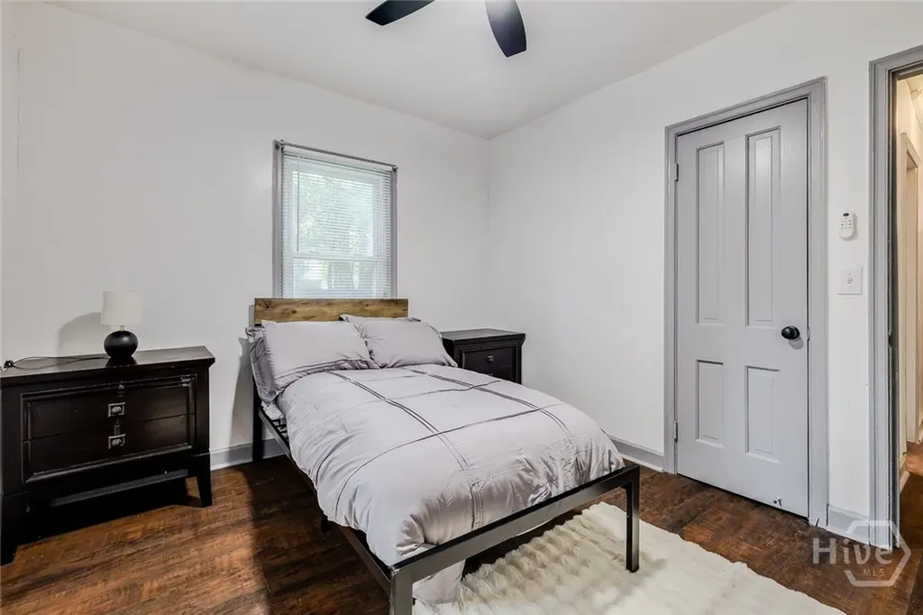 1710 E 41st Street Savannah GA 31404