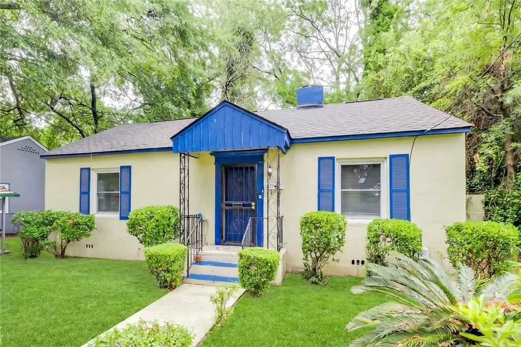 1710 E 41st Street Savannah GA 31404